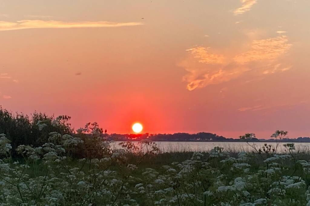 Tsjuke En March, Gezellig Vakantie Verblijf. Echten  Dış mekan fotoğraf